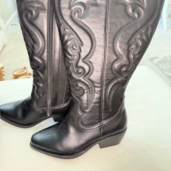 Torrid Black western Heeled Boots - Picture 3 of 8